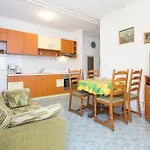 Apartment Korelic Garden Porec