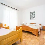 Apartment Korelic Garden Porec